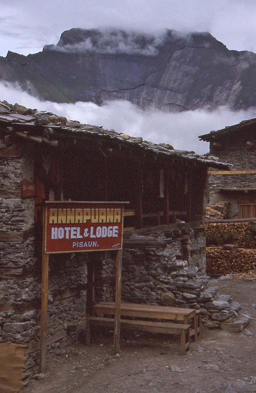 WT 1000 158-37 Nepal.jpg